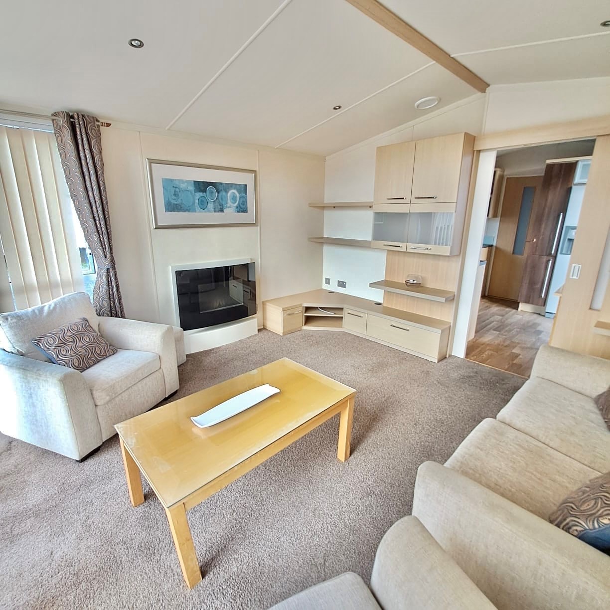 SWIFT CHAMPAGNE DELUXE WITH A BATH AND SHOWER, 40 X 13 WITH 2 BEDROOMS, FULL WINTER SPEC, DOUBLE PATIO DOORS BOTH ENTRANCES For Sale Thumb