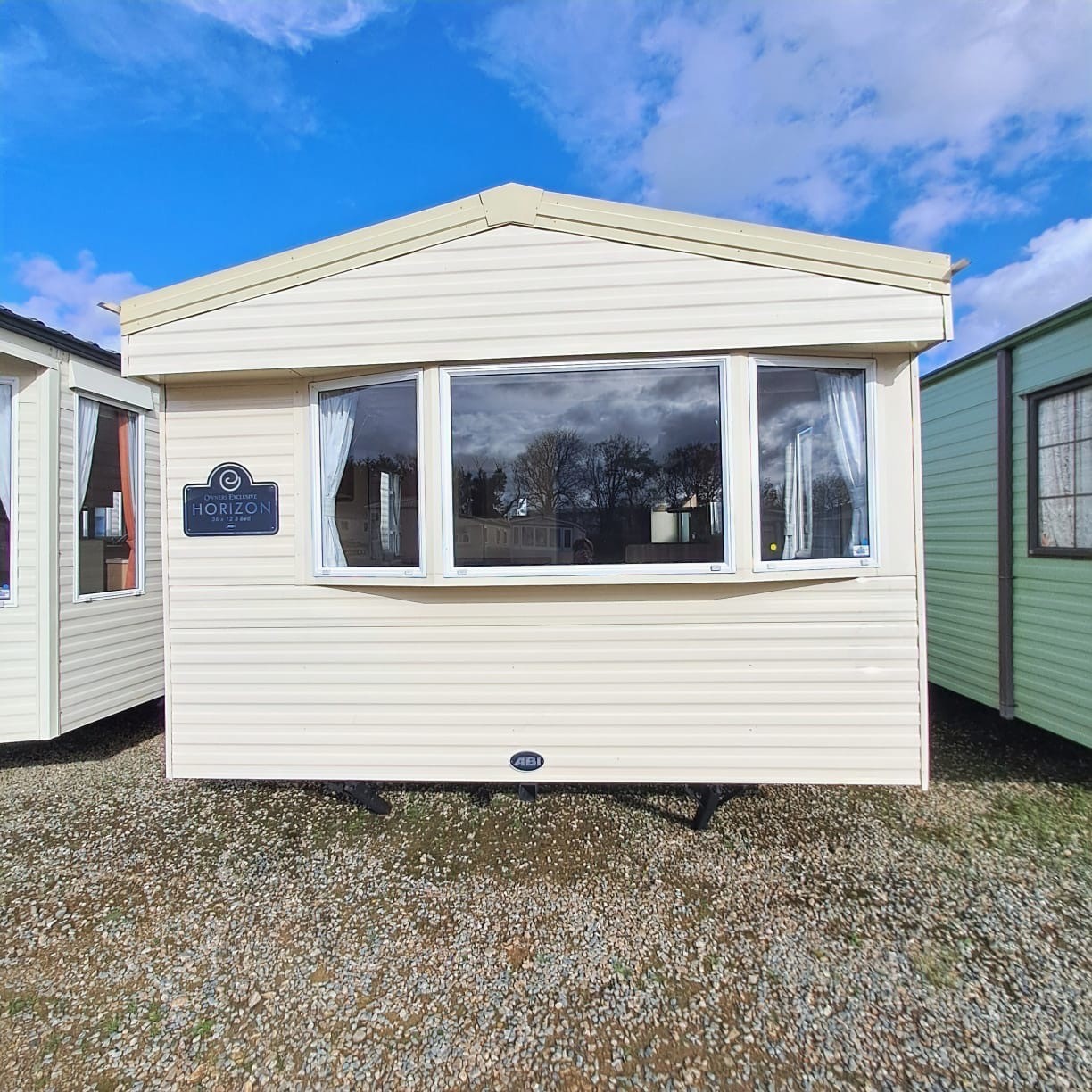 ABI REDUCED FOR QUICK SALE - HORIZON 36 X 12 WITH 3 BEDROOMS - 2 TOILETS, PITCH ROOF - FAMILY CARAVAN For Sale Thumb