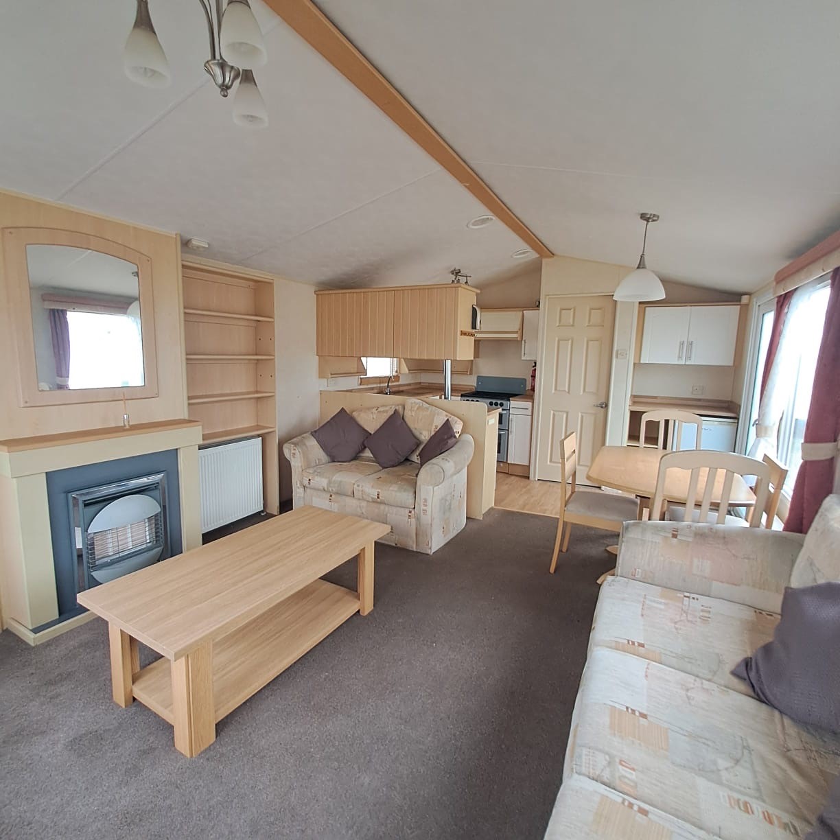 WILLERBY SALISBURY 35 X 12 - 2 BEDROOM WITH DOUBLE GLAZING & CENTRAL HEATING & 2 TOILETS For Sale Thumb
