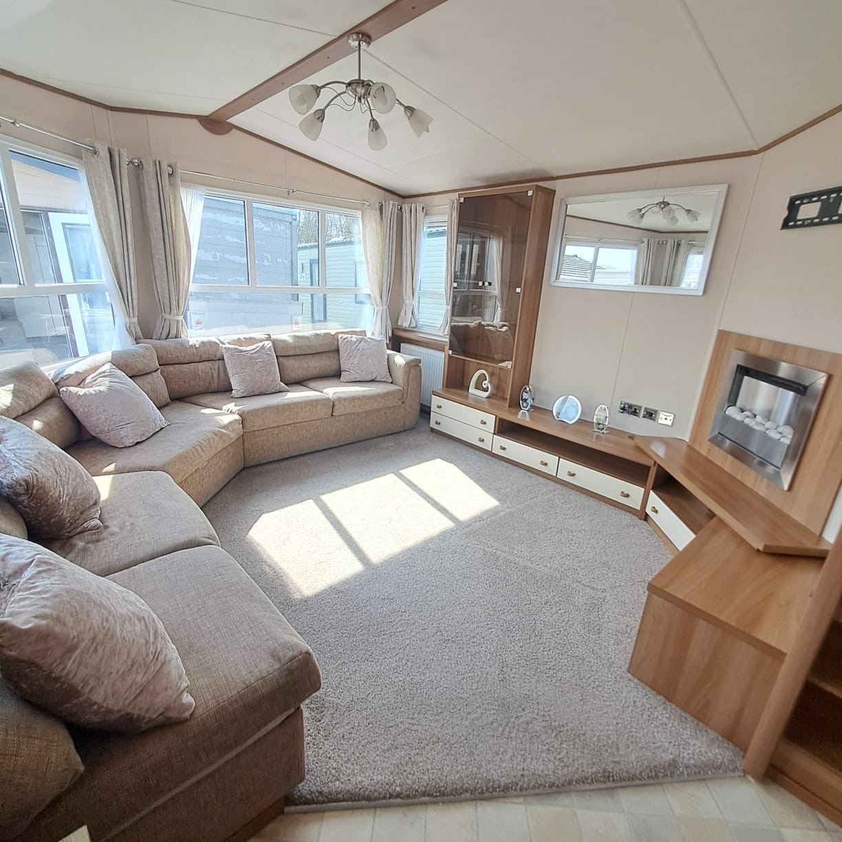 ABI CONNOISSEUR 38 X 12 WITH 3 BEDROOMS, 2 TOILETS - FAMILY CARAVAN - DOUBLE GLAZING & CENTRAL HEATING INCLUDED  For Sale Thumb