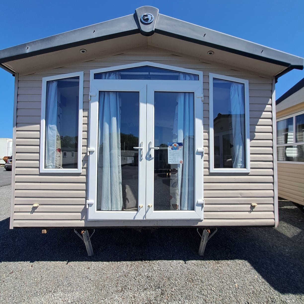 SWIFT BORDEAUX 38 X 12 WITH 3 BEDROOMS - ATTRACTIVE - DOUBLE GLAZING & CENTRAL HEATING WITH FRONT OPENING PATIO DOORS For Sale Thumb