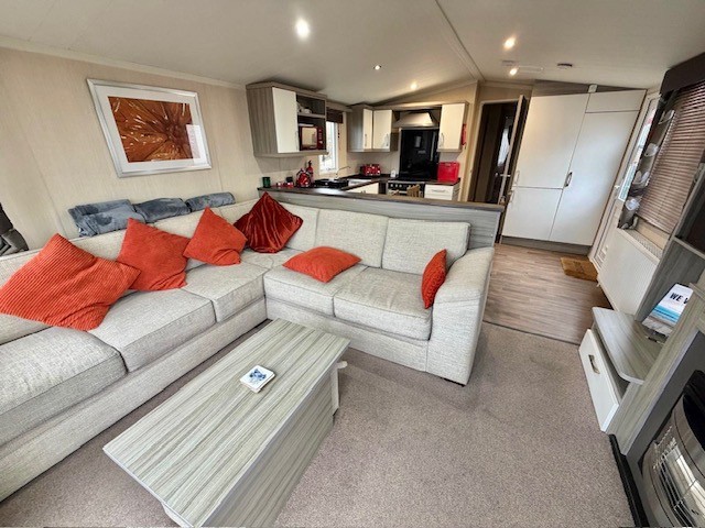 SWIFT MOSELLE SUPER 38 X 12 WITH 3 BEDROOMS - DOUBLE DOORS, DOUBLE GLAZING & CENTRAL HEATING  For Sale Thumb