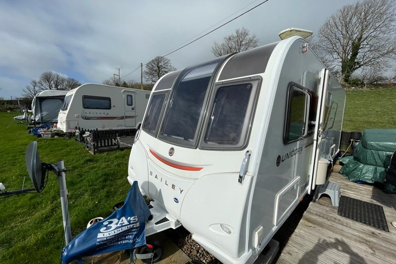 BAILEY UNICORN VIGO For Sale Thumb