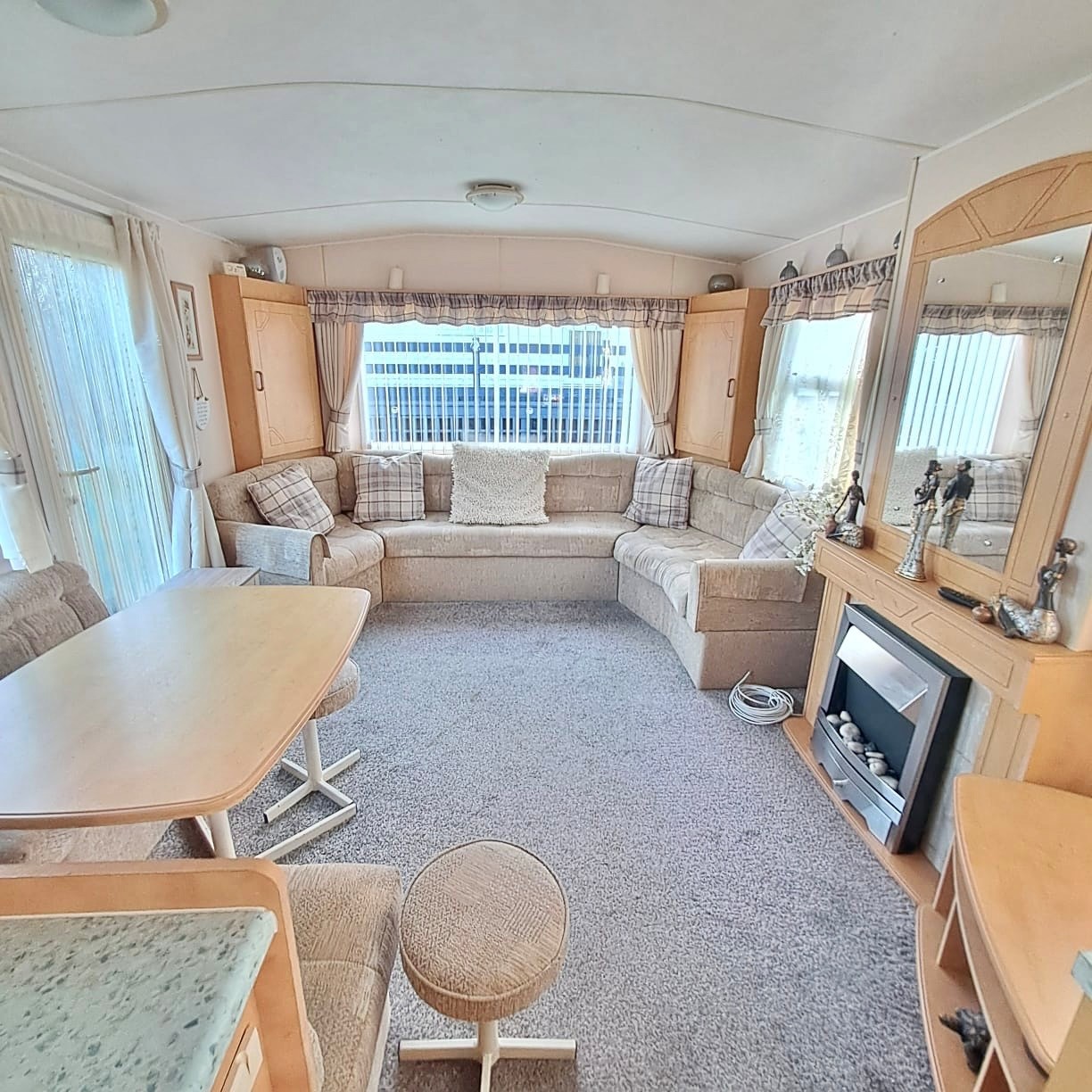 ATLAS TEN FOOT WIDE WITH DOUBLE GLAZING !!!! - ATLAS MIRAGE 28 X 10 WITH 2 BEDROOMS For Sale Thumb