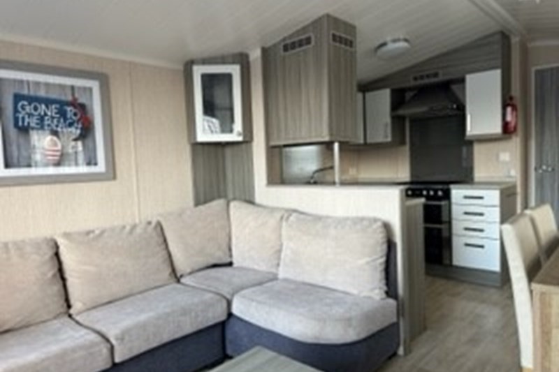 REDUCED 2012 Swift Moselle Coastal 38 x 12 3 bedrooms Galvanised Chassis