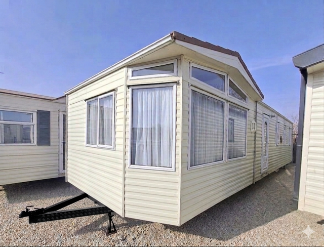 WILLERBY PERFECT SELF BUILD - THE ASPEN T BY WILLERBY - 37 X 12 WITH 3 BEDROOMS - FAMILY STATIC  DOUBLE GLAZING & CENTRAL HEATING - FULLY FURNISHED For Sale Thumb