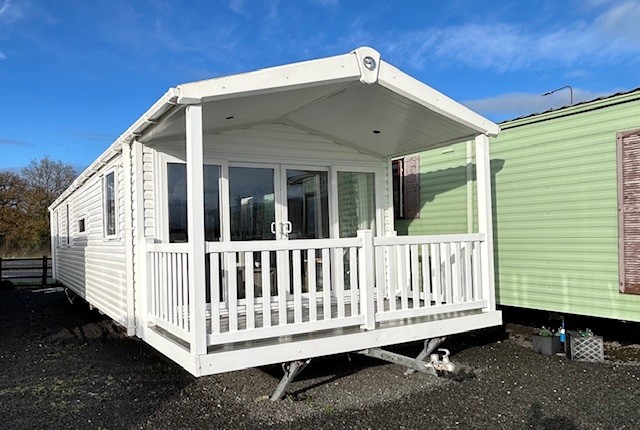 SWIFT LIGHTHOUSE WITH ENCLOSED DECKING 40 X 12 WITH 3 BEDROOMS, DOUBLE GLAZING & CENTRAL HEATING, DISHWASHER, GALVANISED CHASSIS For Sale Thumb