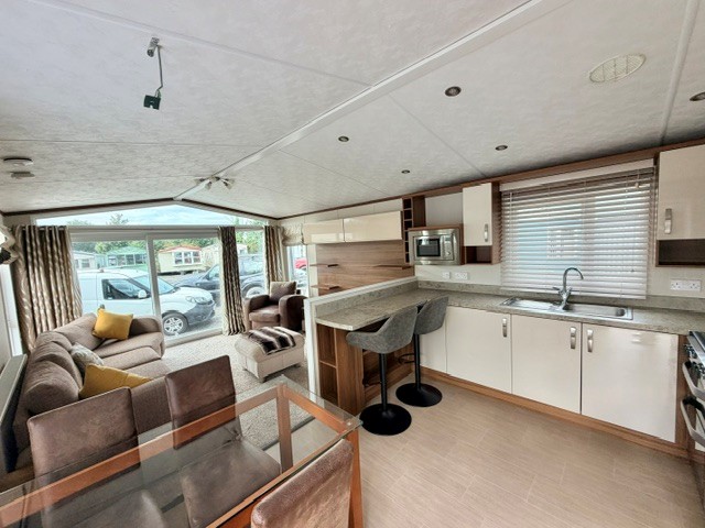 PEMBERTON RIVINGTON SUPER 40 X 13 WITH 2 BEDS For Sale Thumb